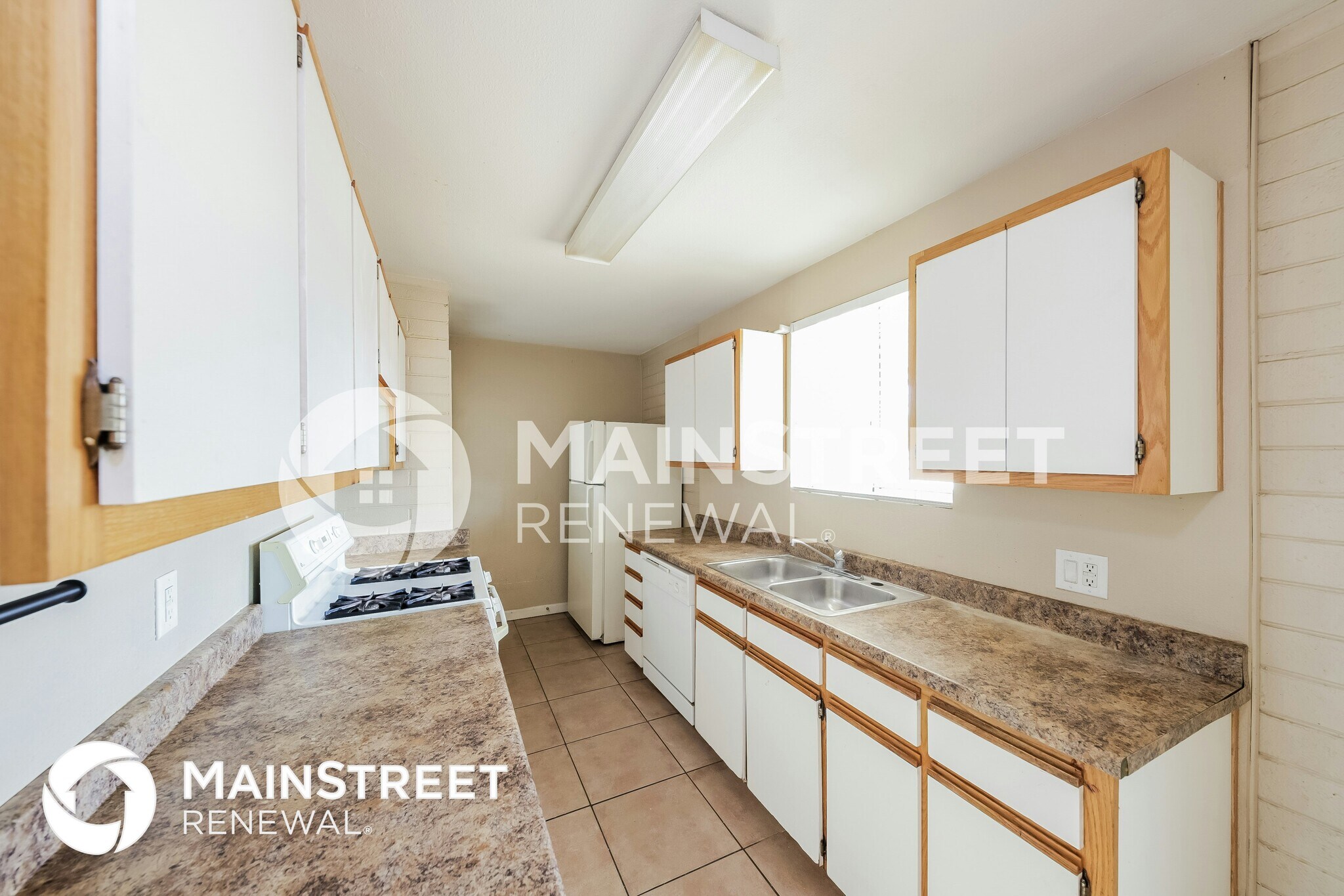 Building Photo - 4627 N 47th Dr