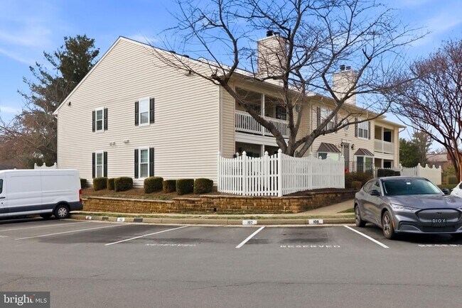Building Photo - 10208 Ashbrooke Ct
