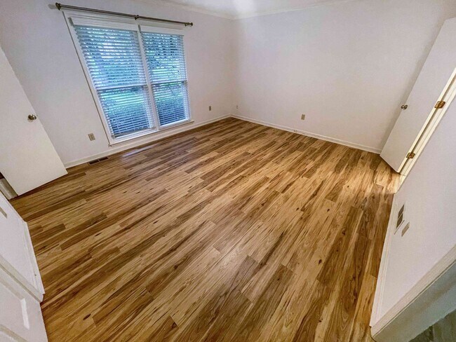 Building Photo - East Cobb - 3BR/2BA - Walton HS