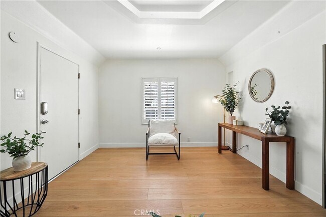 Building Photo - 5841 Arroyo Dr