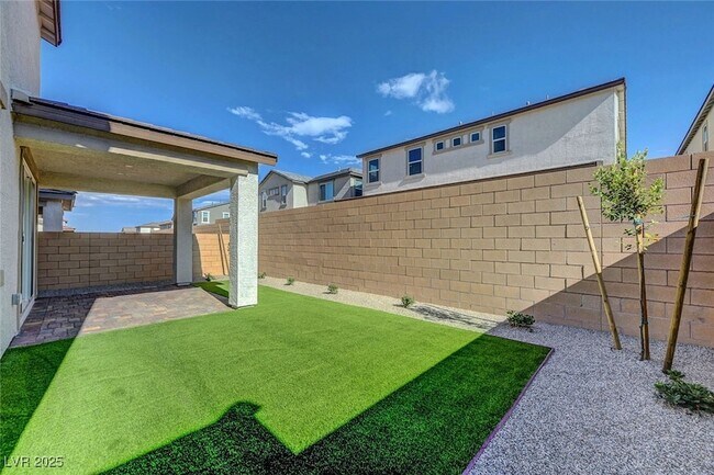 Building Photo - 9885 Angel Valley Dr
