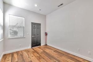 Building Photo - 7531 Edinburgh Way