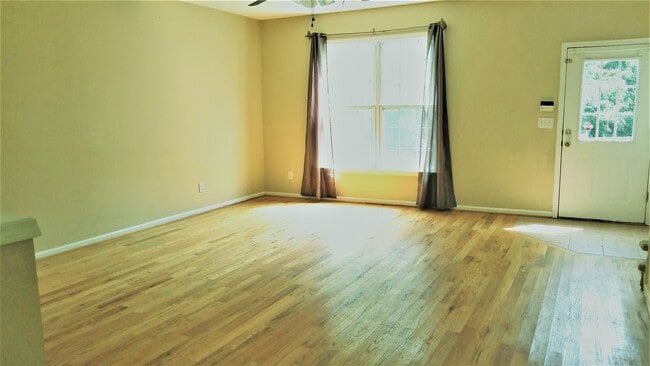 Living with Fireplace - 4645 Valais Ct