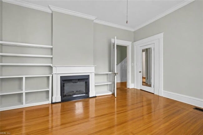 Building Photo - 1301 Stockley Gardens