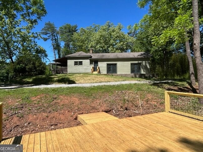 Building Photo - 1024 Stonepile Rd