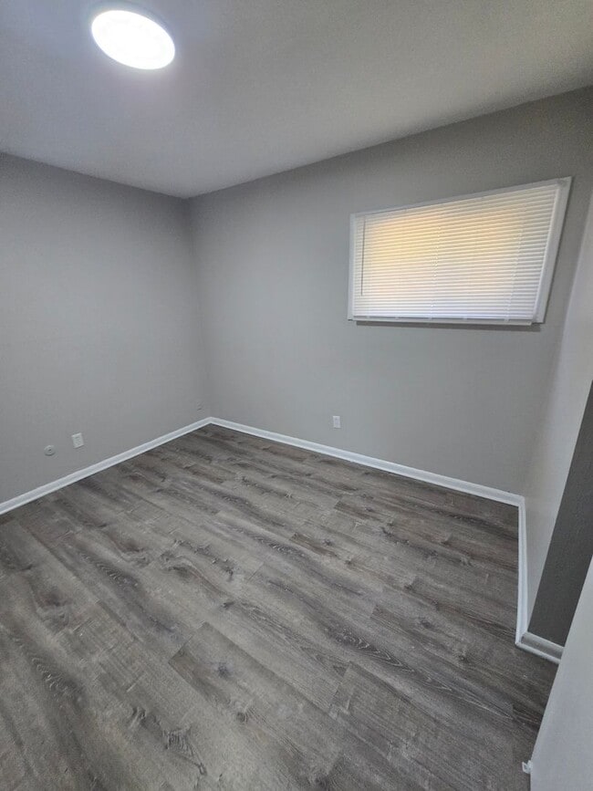 Building Photo - 2283 Dawnlight Ave
