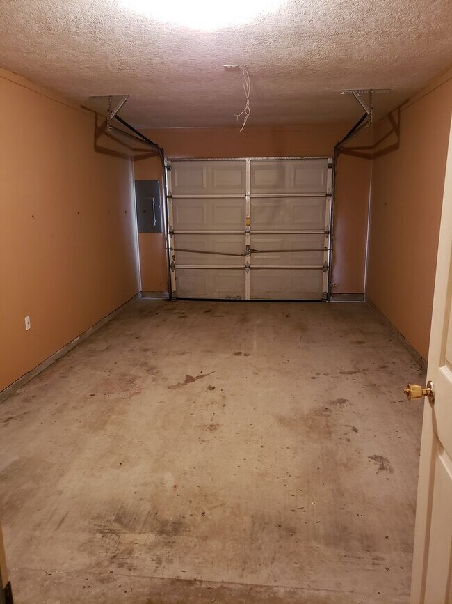 Building Photo - 2800-2804 90th Street