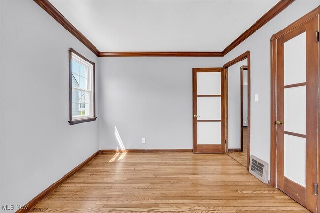 Building Photo - 5807 Orchard Ave
