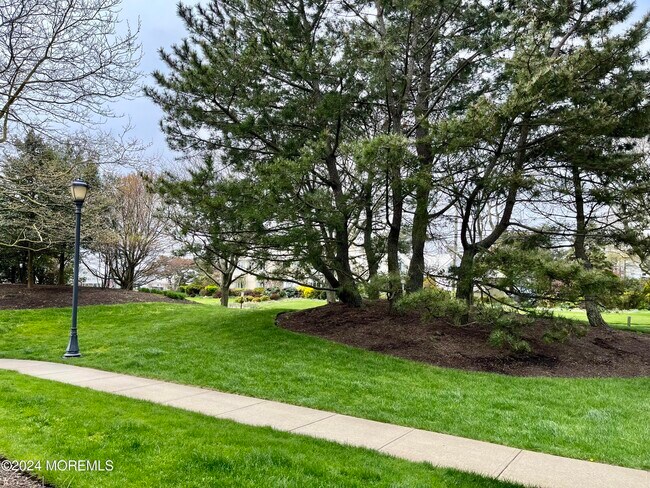 Building Photo - 700 Ocean Ave N