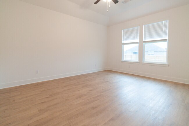 Building Photo - 453 W Gosling Isle