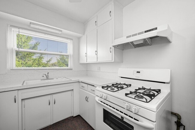 Building Photo - 2505 15th St