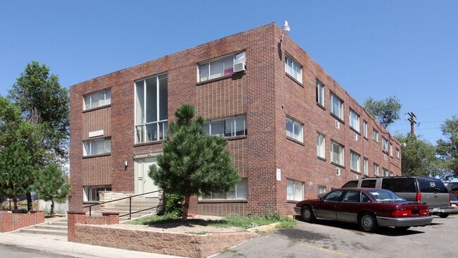 Building Photo - 1725 W Mosier Pl