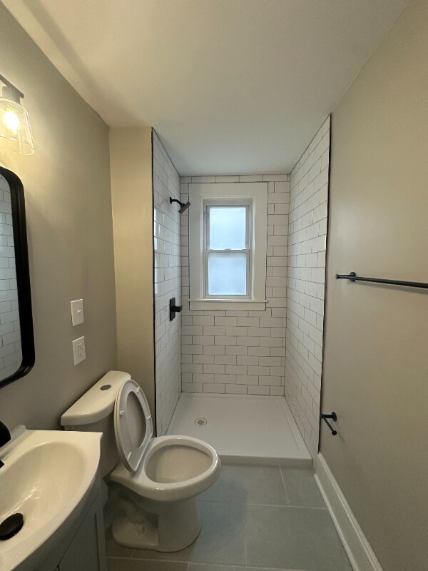 Building Photo - 6421 Glade Ave