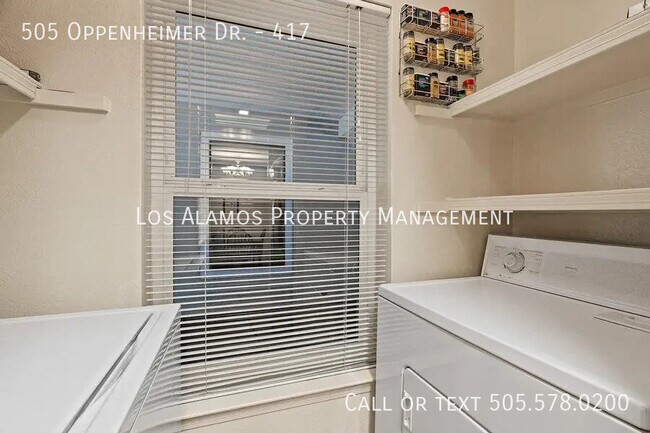 Building Photo - 505 Oppenheimer Dr