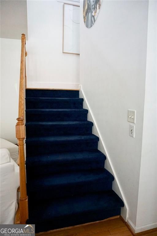 Building Photo - 85 Hammock Pl SE