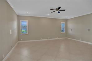 Building Photo - 5977 NW 73rd Ct