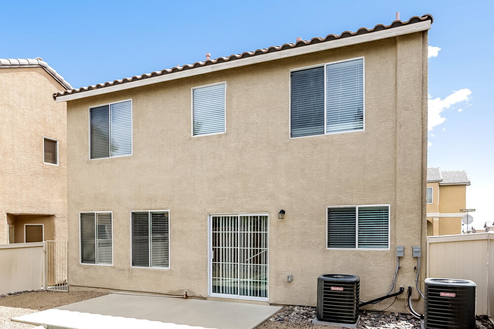 Building Photo - 8457 Spencer Canyon St