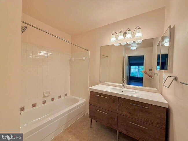 Building Photo - 4880 Dorsey Hall Dr
