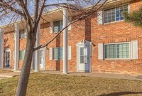 Building Photo - 13963 E Jewell Ave