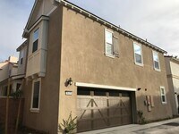 Building Photo - Luxury home 4Bedroom 3.5Bathroom in Chino