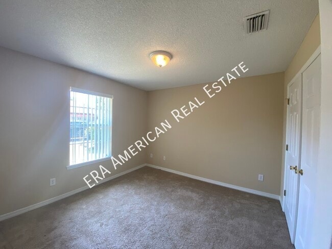 Building Photo - 6846 Fernandina Rd