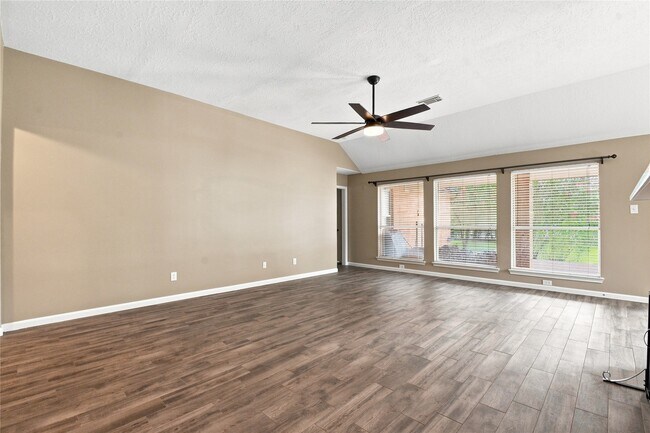 Building Photo - 5419 Teakwood Ln