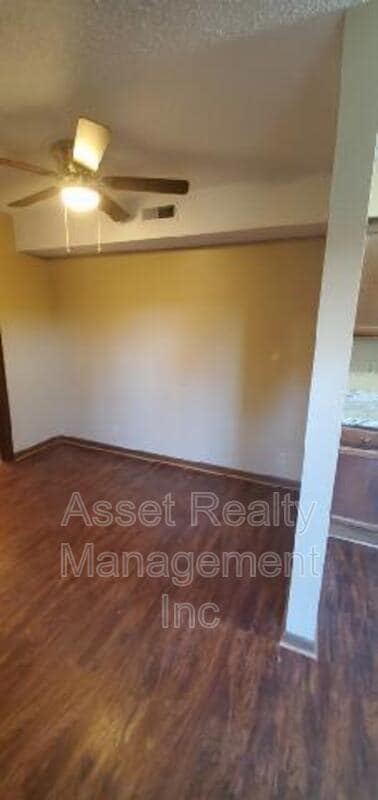 Building Photo - 9124 Woodpark Ln NW