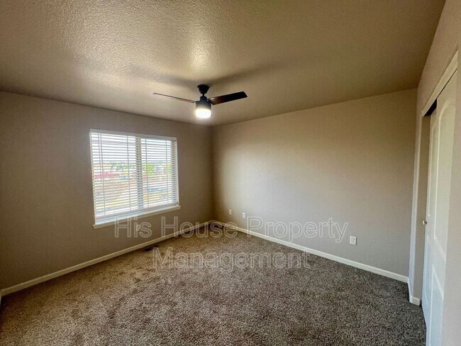 Building Photo - 4500 Tuscany St