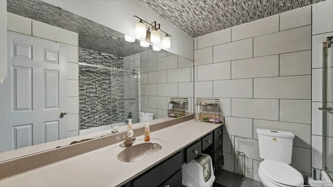 Building Photo - 8515 Echo Creek Ln