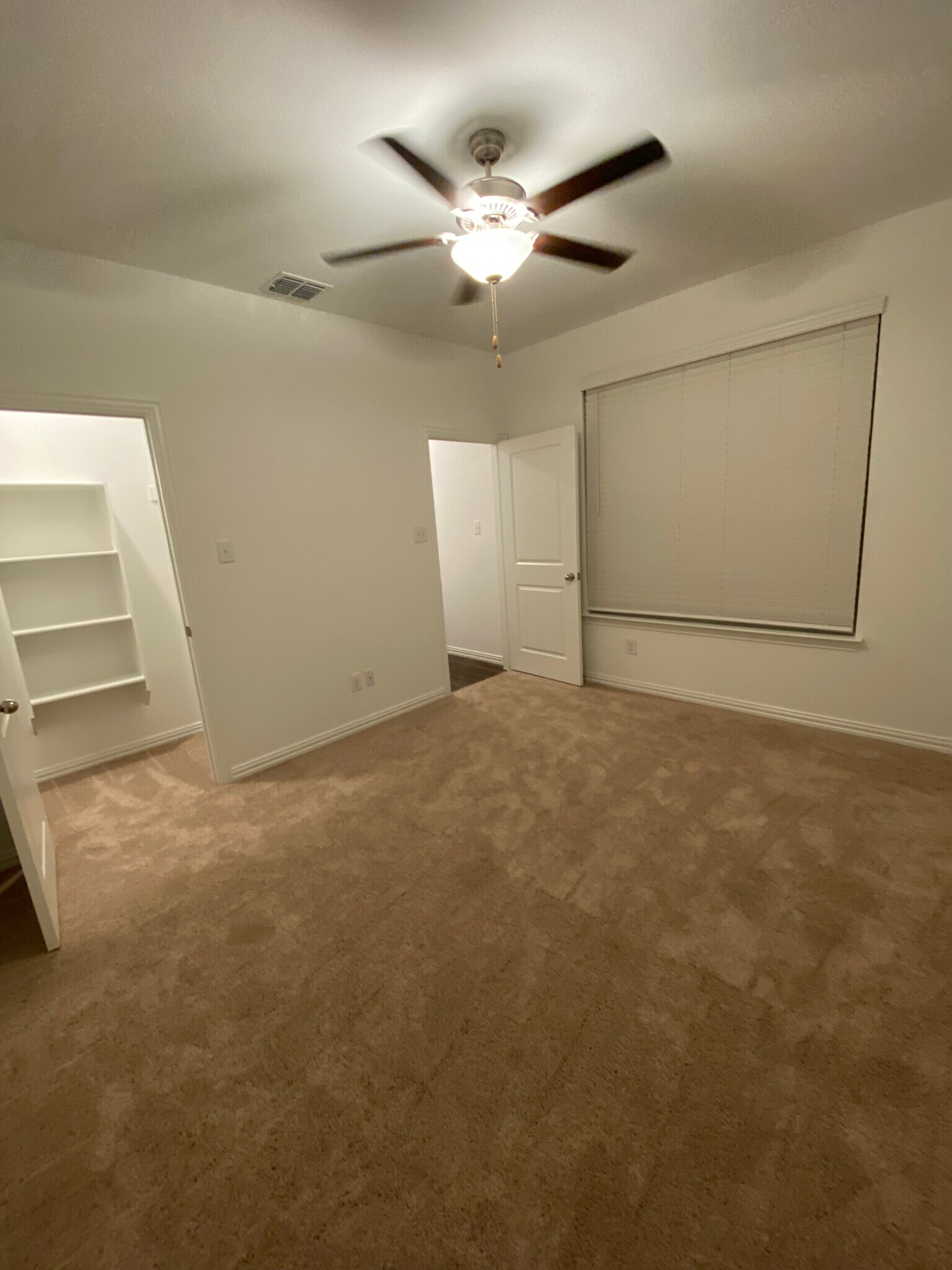 Building Photo - 1022 Rosewood St