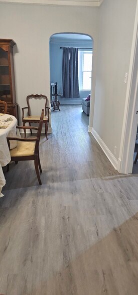 Building Photo - 7712 S Carpenter St