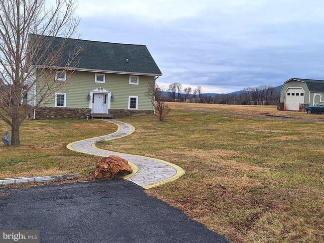 Building Photo - 2254 Winchester Rd