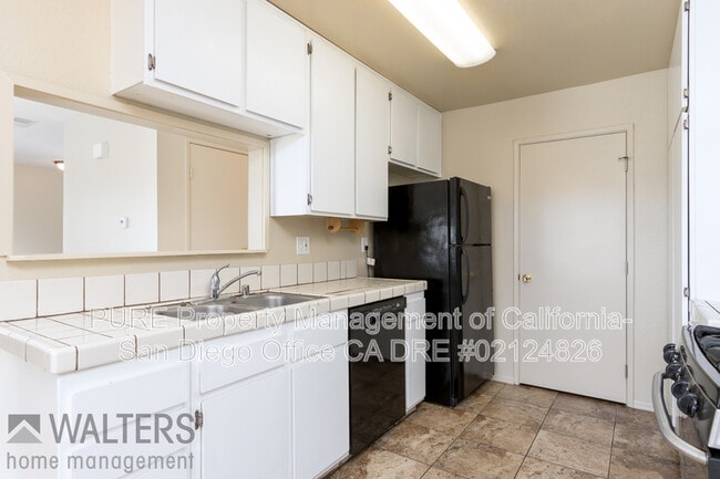 Building Photo - 4213 La Pinata Way
