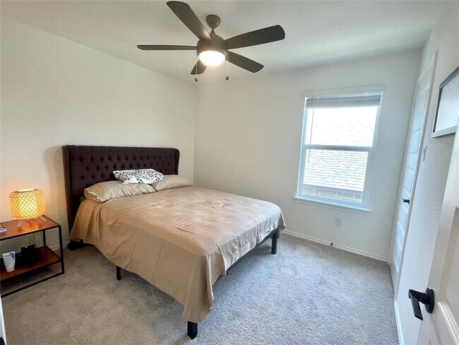 Building Photo - 3768 Forino Dr
