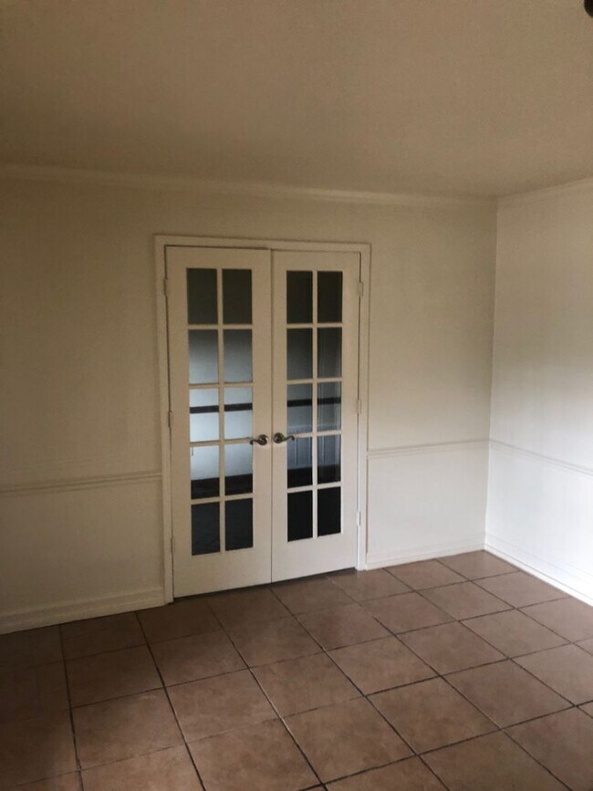 Building Photo - Great Home for Rent NE Jax, near soccer fields - quiet neighborhood, great for family