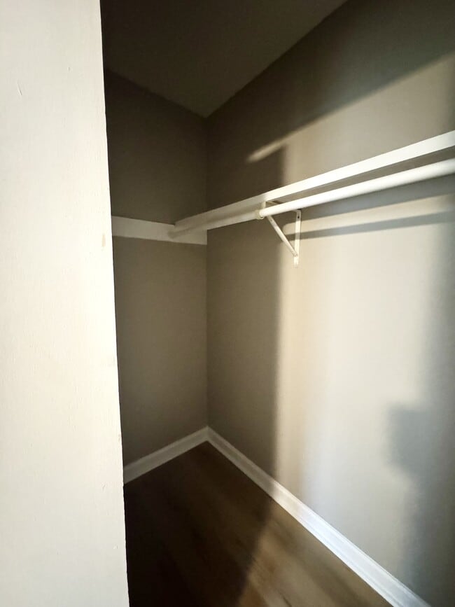 Building Photo - 1629 9th Ave