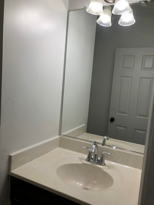 Building Photo - 4875 Atlas Cedar Way