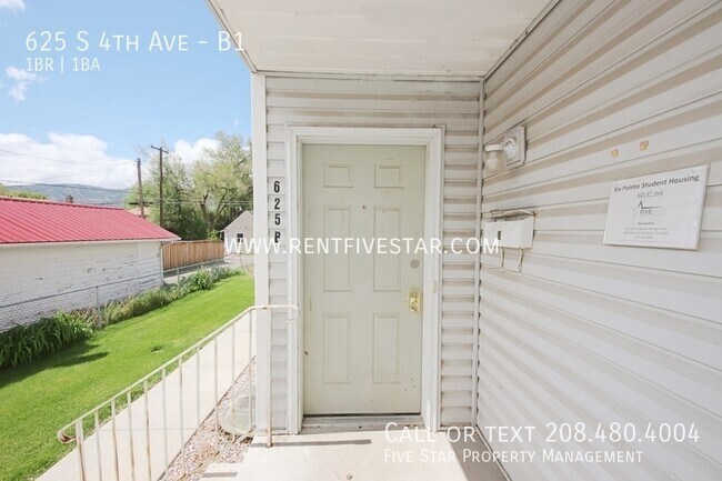 Building Photo - 625 S 4th Ave