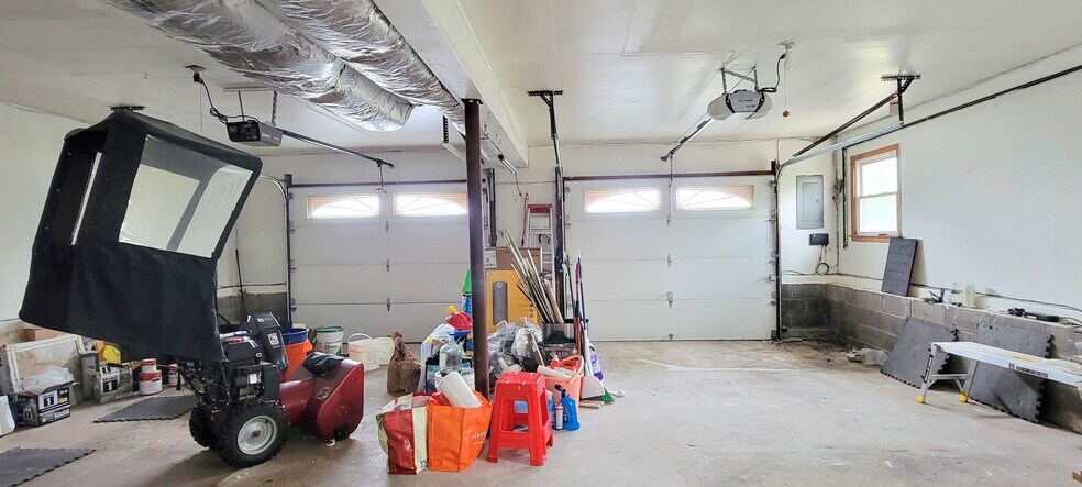 Garage - 164 Little Falls Rd