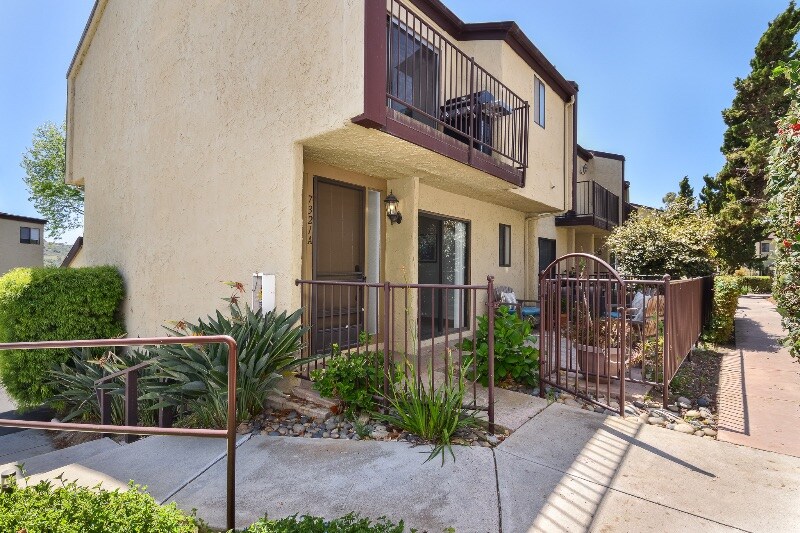 Building Photo - 7321 Alicante Rd