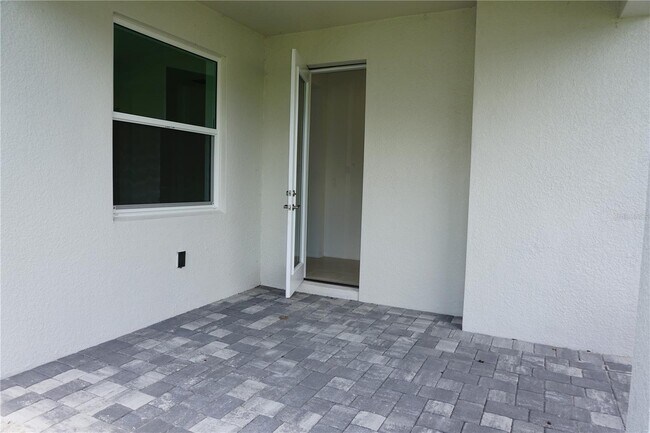 Building Photo - 7676 Livewell Ln