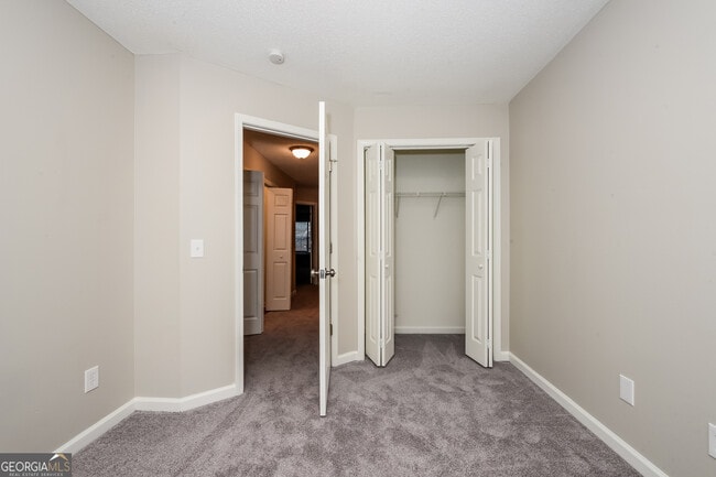 Building Photo - 3667 Sapphire Ct