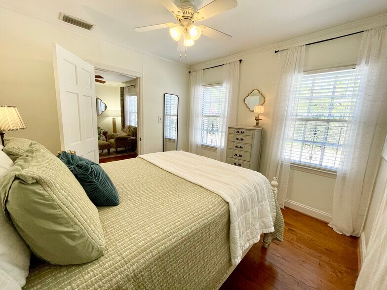 Bedroom #2, Full Bed, Dresser - 215 W Taylor St