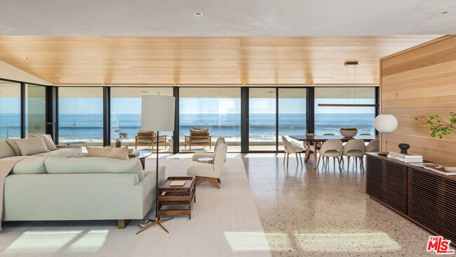 Building Photo - 31388 Broad Beach Rd