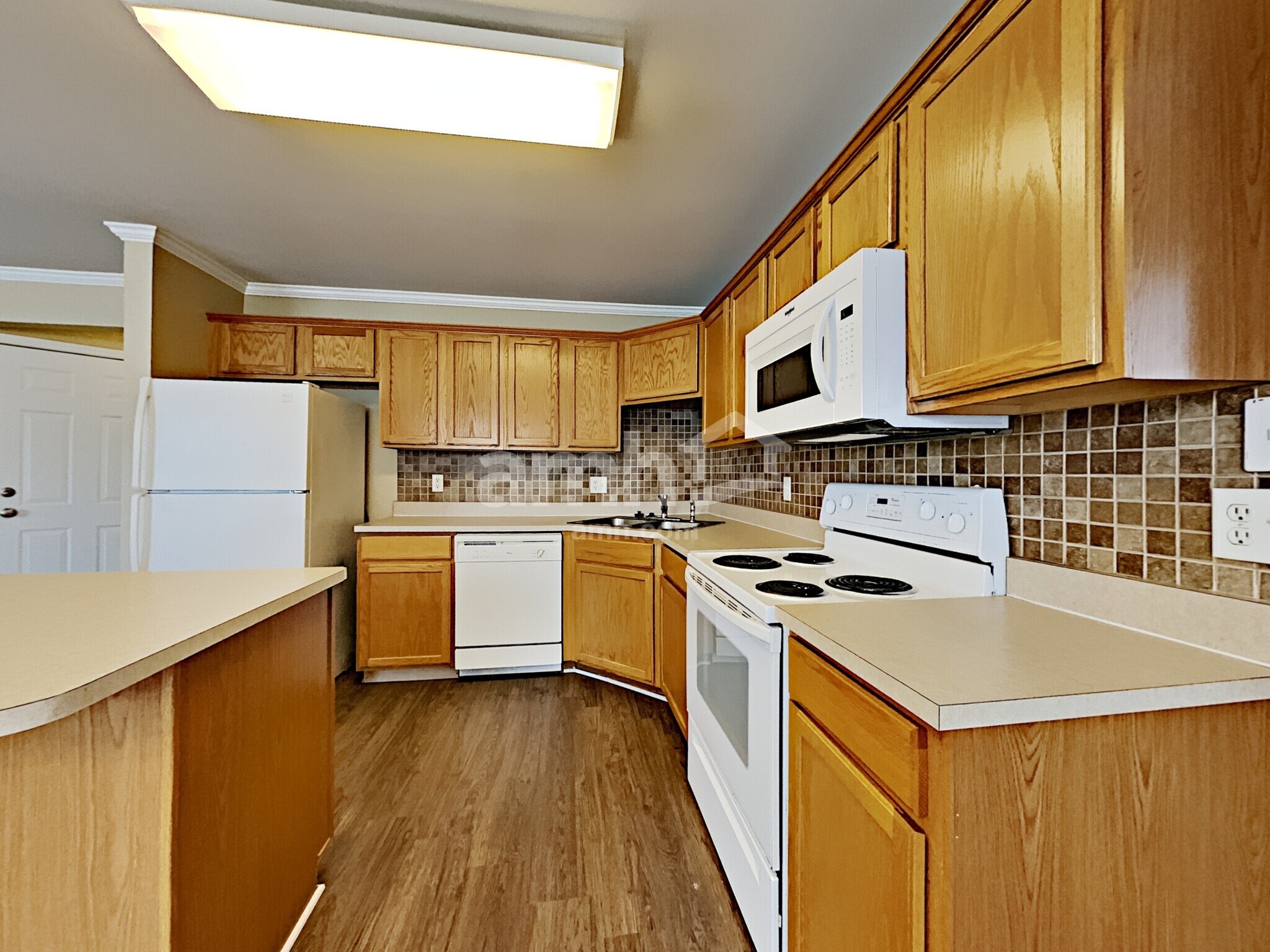 Building Photo - 2119 Ponty Pool Dr