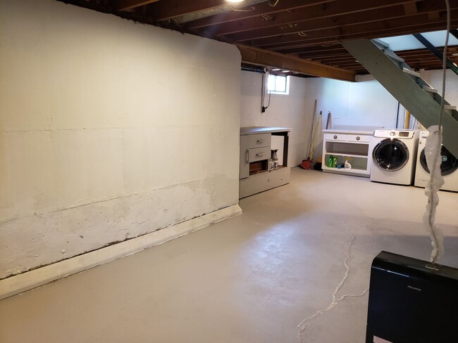 Building Photo - 3 bed 1.5 bath single family home in Wausau