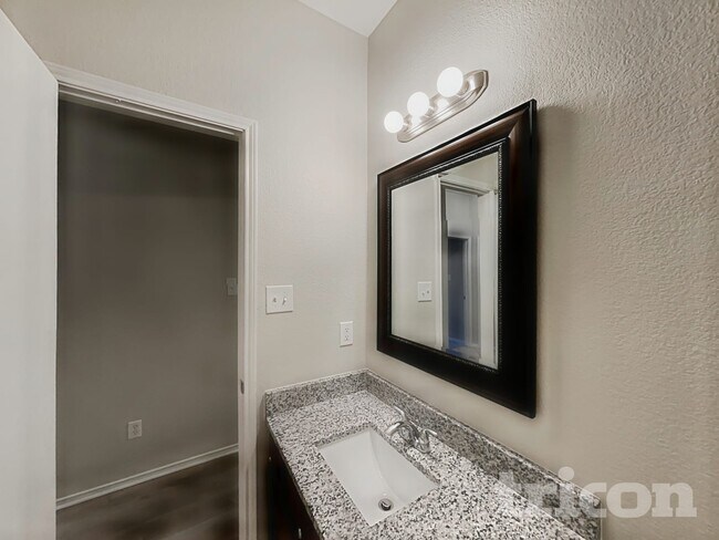 Building Photo - 13354 Dove Ranch Rd