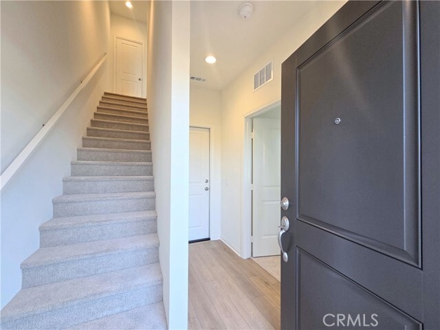 Building Photo - 2420 E Lincoln Ave