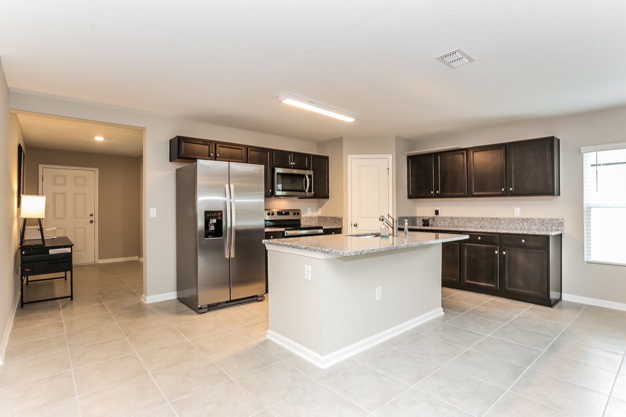 Building Photo - 9136 Udell Ln