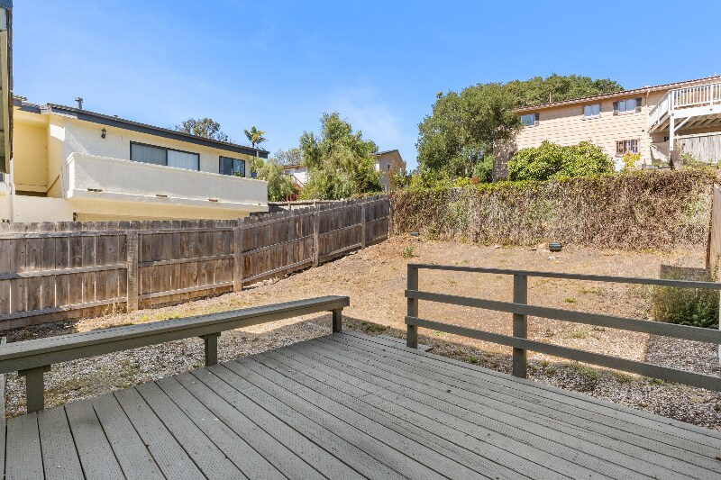 Building Photo - 440 Solar Way